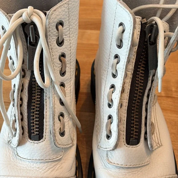 Doc Dr. Martens Women’s White Sinclair Milled Nappa Leather Platform Boots - Picture 7 of 9